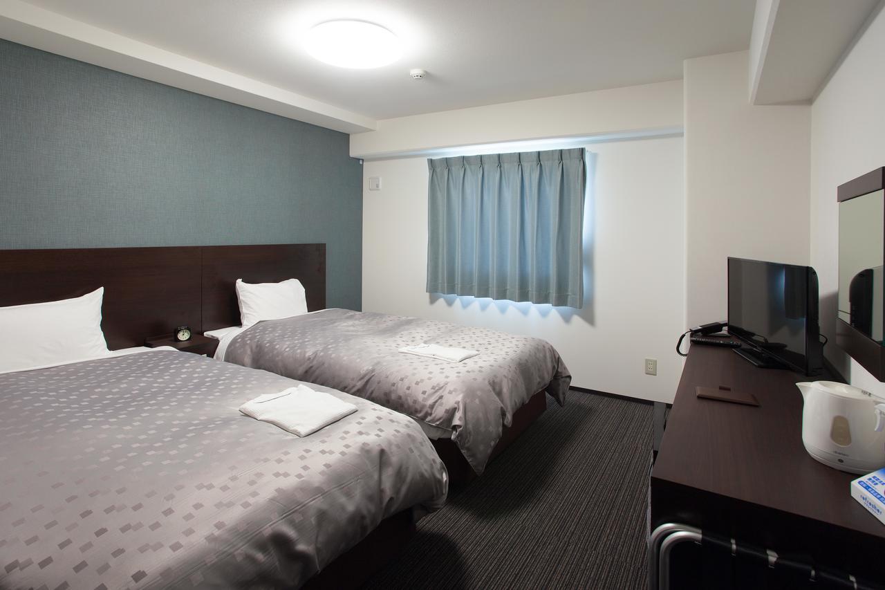 Twin Room - Non-Smoking